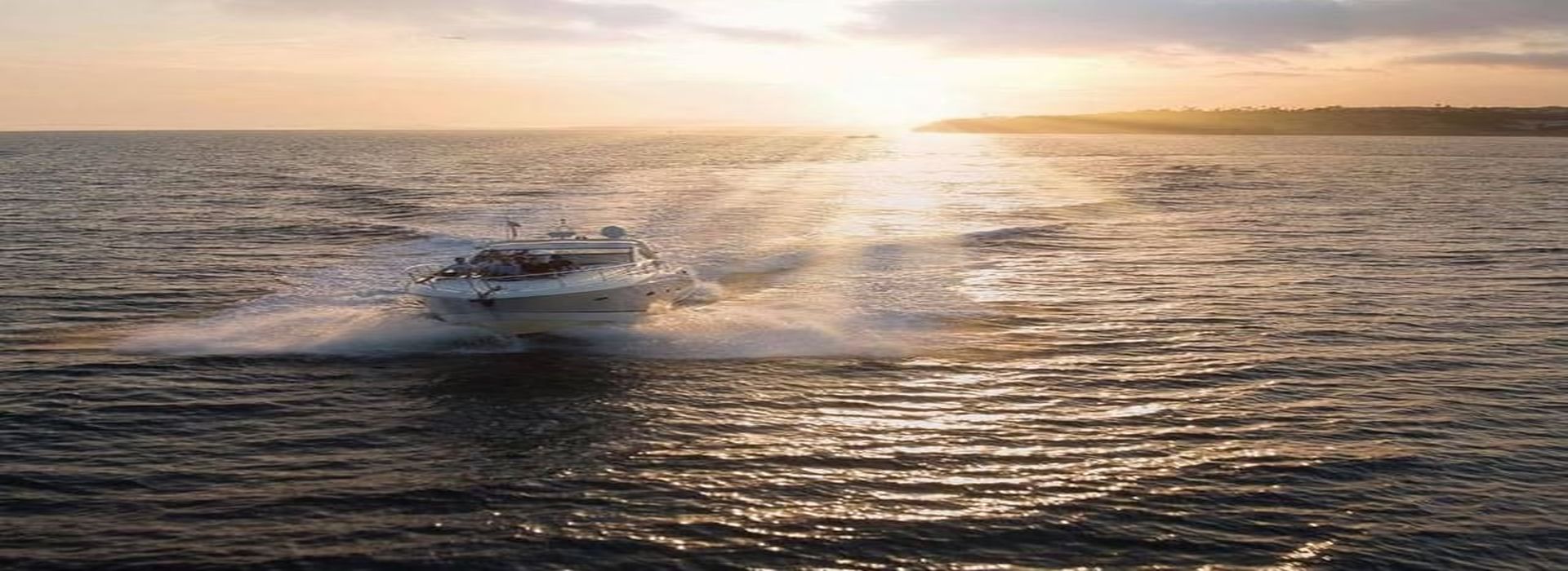 CHAMPAGNE CRUISES