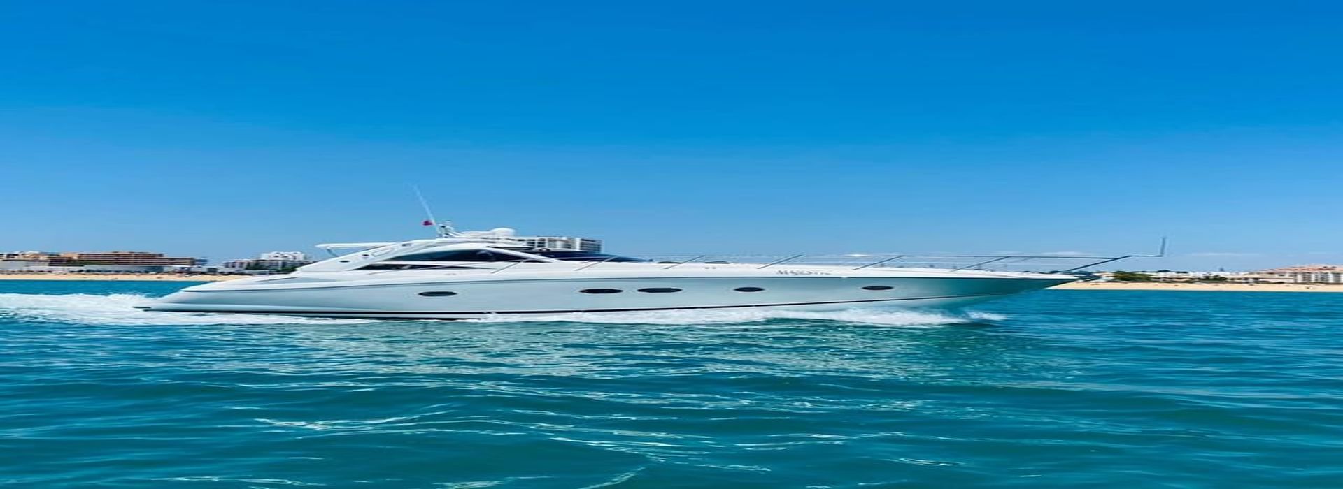 CHAMPAGNE CRUISES